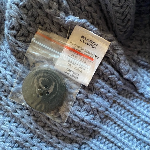 Design Lab Knit Cardigan in Blue NWOT - Picture 6 of 8